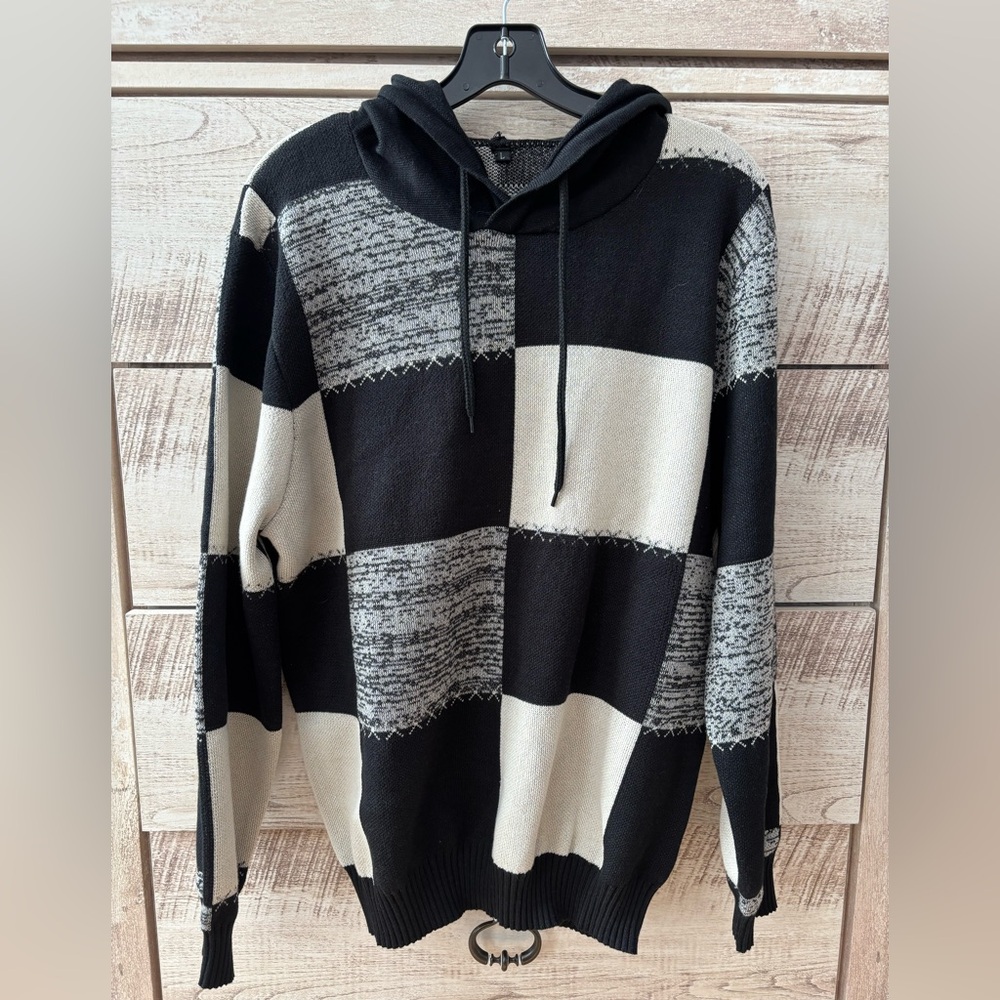 NWOT - 2 pack 
Mens hooded sweater / button up sweater